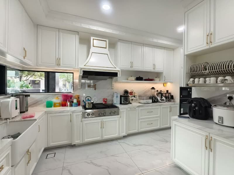 Rumah Banglo untuk Dijual di Masai (Johor) - Phang Elainne - Kitchen - PropertyGuru.com.my