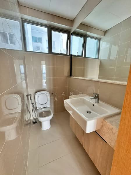 Service Residence for Sale at Southern Marina Residences - Phang Elainne - Bathroom - PropertyGuru.com.my