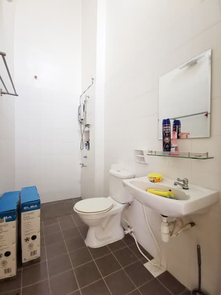 Townhouse for Sale in Johor Bahru (Johor) - Jojo Chung - Bathroom - PropertyGuru.com.my