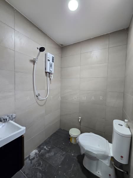 1-storey Terraced House for Sale in Taman Menara Maju (Klang) - Anita Omar - Bathroom - PropertyGuru.com.my