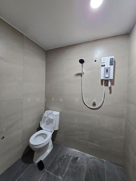 1-storey Terraced House for Sale in Taman Menara Maju (Klang) - Anita Omar - Bathroom - PropertyGuru.com.my