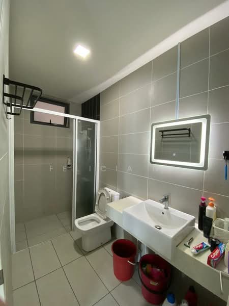 Servis Apartment untuk Disewa di The Cruise Residence - Felicia Ng - Bathroom - PropertyGuru.com.my