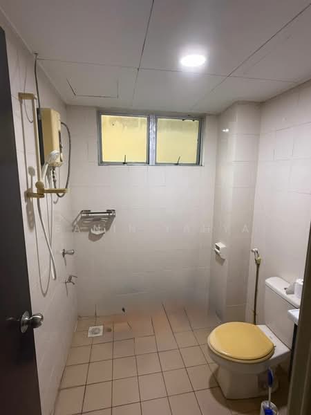 Condominium for Rent at Vista Tasik - Banin Yahya - Bathroom - PropertyGuru.com.my