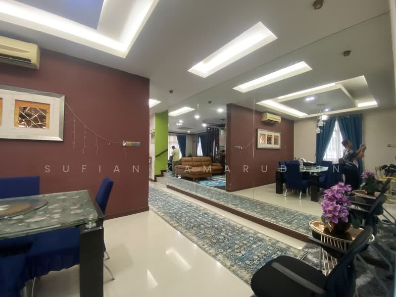 Rumah Banglo untuk Dijual di Subang Bestari (Shah Alam) - Sufian Kamaruddin - Living Room - PropertyGuru.com.my
