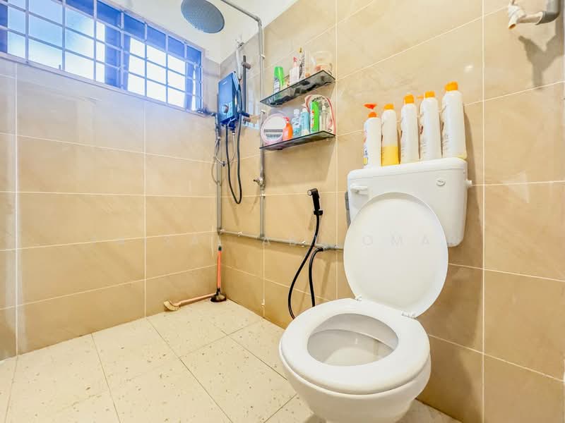 2-storey Terraced House for Sale in Bukit Sentosa (Rawang) - Faisal Abu Omar - Bathroom - PropertyGuru.com.my