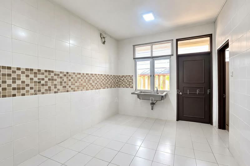 Terraced House for Sale in Putrajaya (Putrajaya) - Muhammad Zhariff Nasharudin - Kitchen - PropertyGuru.com.my