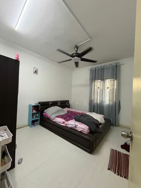 Condominium for Sale at Putra Villa - SS PROPERTY - Bedroom - PropertyGuru.com.my