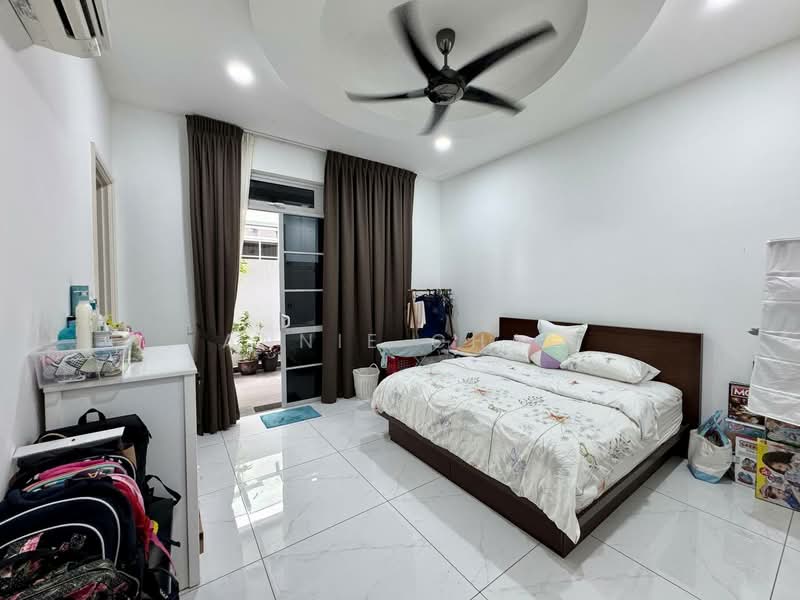 Semi-Detached House for Sale in Taman Ekoflora (Johor Bahru) - Annie Chai - Bedroom - PropertyGuru.com.my