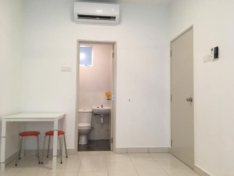 Kondominium untuk Dijual di Sky Awani Residensi 1 - Alex Tong - Bathroom - PropertyGuru.com.my