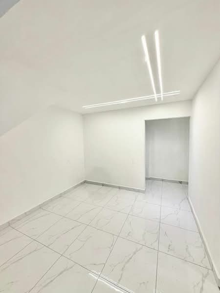 Rumah Teres 1.5 Tingkat untuk Dijual di Taman Rinting (Masai) - Sausa Lee - PropertyGuru.com.my