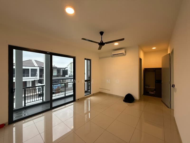 Rumah Berkembar untuk Dijual di Taman Jasa Ria (Bukit Mertajam) - Jane Ng - Living Room - PropertyGuru.com.my
