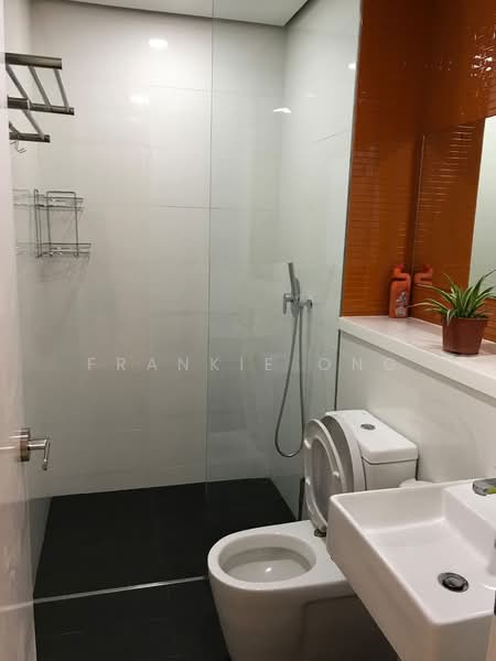 Servis Apartment untuk Dijual di Arcoris Residences - Frankie Ong - Bathroom - PropertyGuru.com.my