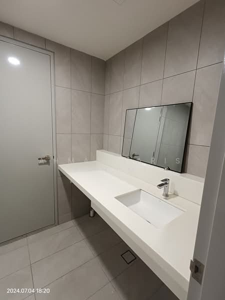 Servis Apartment untuk Disewa di Emerald 9 - AHMAD FARIS RAHIMI - Bathroom - PropertyGuru.com.my