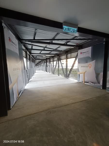 Servis Apartment untuk Disewa di Emerald 9 - AHMAD FARIS RAHIMI - Corridor - PropertyGuru.com.my