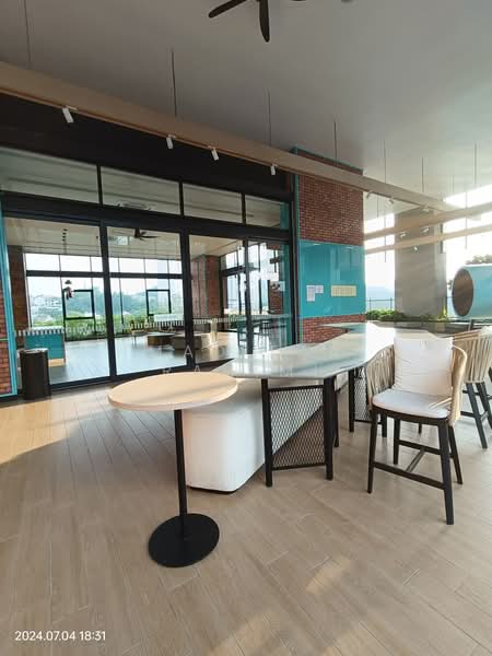 Servis Apartment untuk Disewa di Emerald 9 - AHMAD FARIS RAHIMI - Living Room - PropertyGuru.com.my