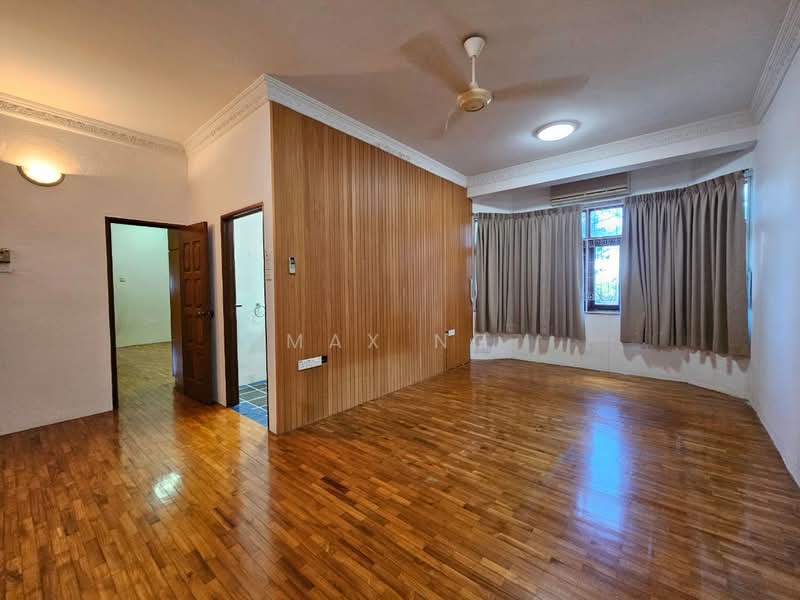 Rumah Berkembar untuk Dijual di Pulau Tikus (Penang) - Max Ng - Living Room - PropertyGuru.com.my