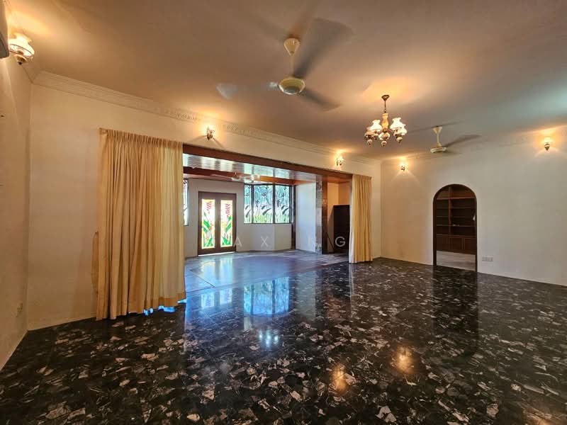 Rumah Berkembar untuk Dijual di Pulau Tikus (Penang) - Max Ng - Living Room - PropertyGuru.com.my