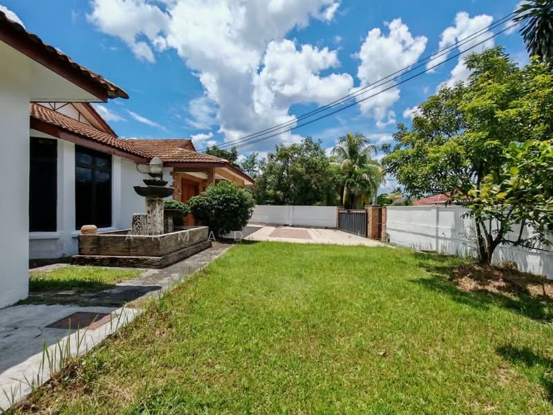 Bungalow for Sale in Bandar Rinching (Semenyih) - Ahmad Fadlee - PropertyGuru.com.my