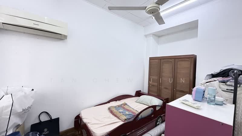 Rumah Teres 2 Tingkat untuk Dijual di Bandar Tun Hussein Onn (Cheras) - Tan Chew Jiun - Bedroom - PropertyGuru.com.my