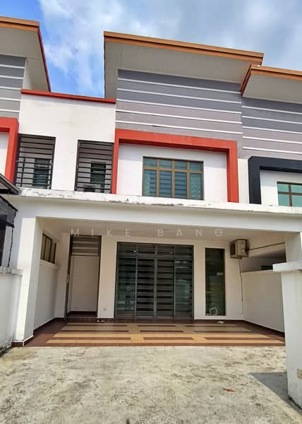 2-storey Terraced House for Sale in Bandar Dato Onn (Tebrau) - Mike Bang - Exterior - PropertyGuru.com.my
