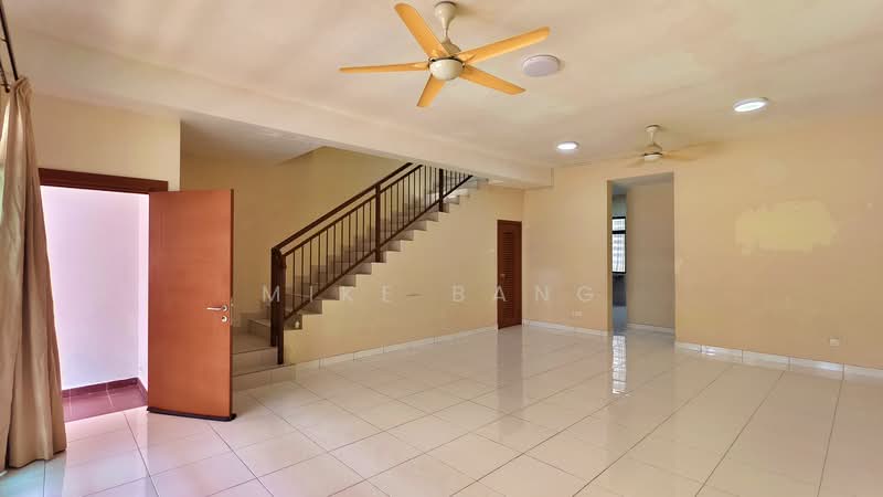 2-storey Terraced House for Sale in Bandar Dato Onn (Tebrau) - Mike Bang - Living Room - PropertyGuru.com.my