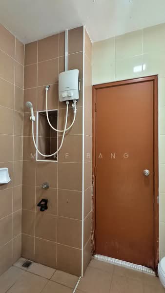 2-storey Terraced House for Sale in Bandar Dato Onn (Tebrau) - Mike Bang - Bathroom - PropertyGuru.com.my