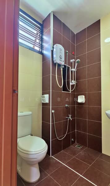 2-storey Terraced House for Sale in Bandar Dato Onn (Tebrau) - Mike Bang - Bathroom - PropertyGuru.com.my
