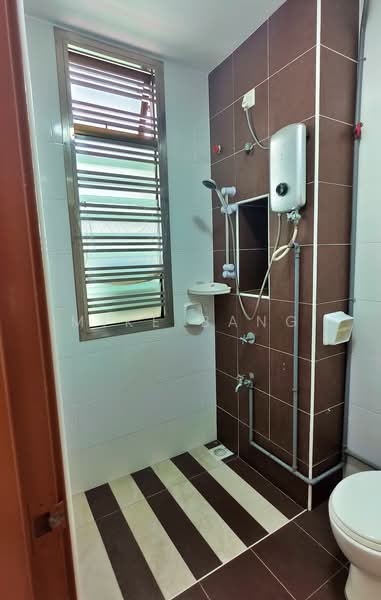 2-storey Terraced House for Sale in Bandar Dato Onn (Tebrau) - Mike Bang - Bathroom - PropertyGuru.com.my