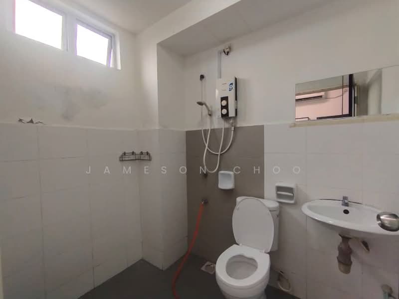 Servis Apartment untuk Dijual di Tebrau City Residences - Jameson Choo - Bathroom - PropertyGuru.com.my