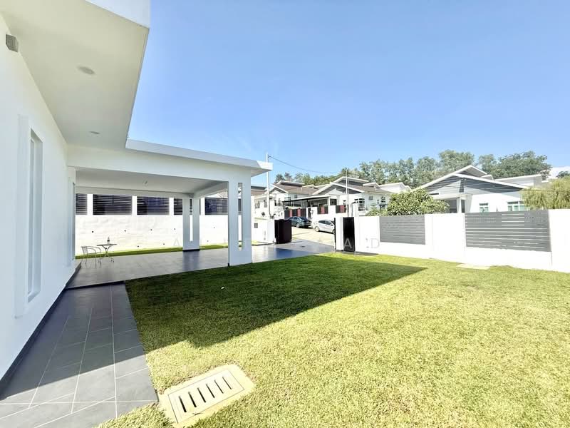 Rumah Banglo untuk Dijual di Sungai Merab (Dengkil) - Alif Saad - Exterior - PropertyGuru.com.my