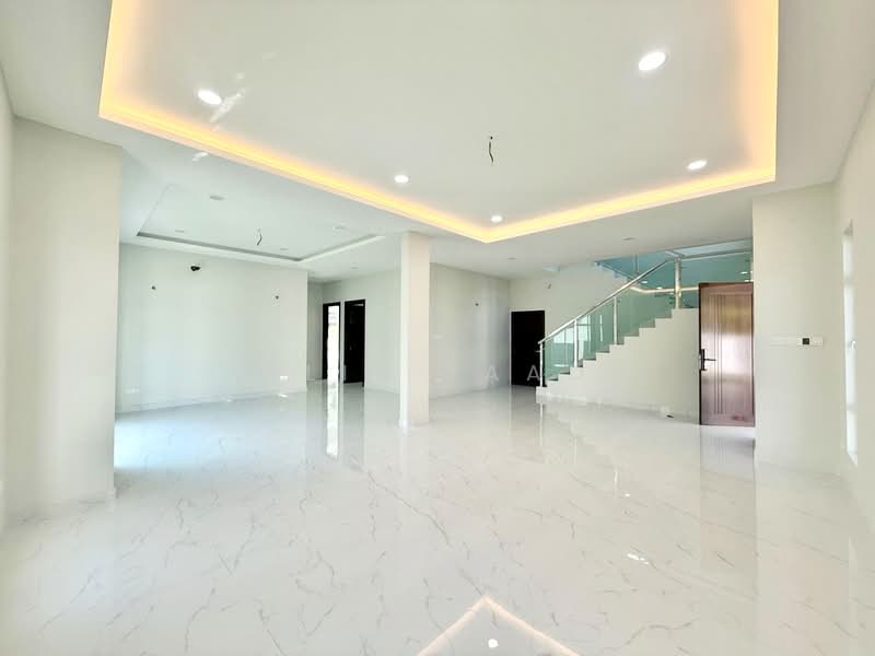 Rumah Banglo untuk Dijual di Sungai Merab (Dengkil) - Alif Saad - Living Room - PropertyGuru.com.my