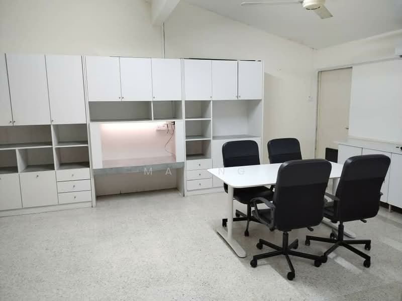 Rumah Berkembar untuk Dijual di Pulau Tikus (Penang) - Max Ng - Study - PropertyGuru.com.my