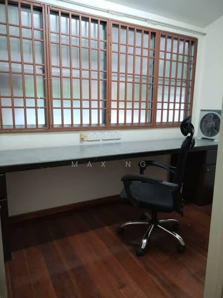 Rumah Berkembar untuk Dijual di Pulau Tikus (Penang) - Max Ng - Study - PropertyGuru.com.my