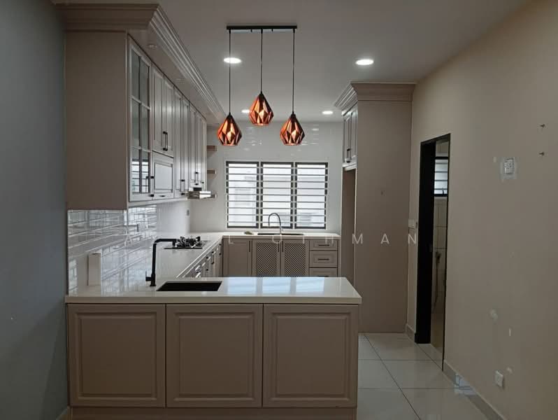 2-storey Terraced House for Sale in Sikamat (Negeri Sembilan) - Azrul Othman - Kitchen - PropertyGuru.com.my
