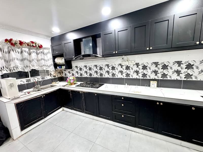 2-storey Terraced House for Sale in Taman Pendamar Indah (Klang) - Azman Ahmad - PropertyGuru.com.my