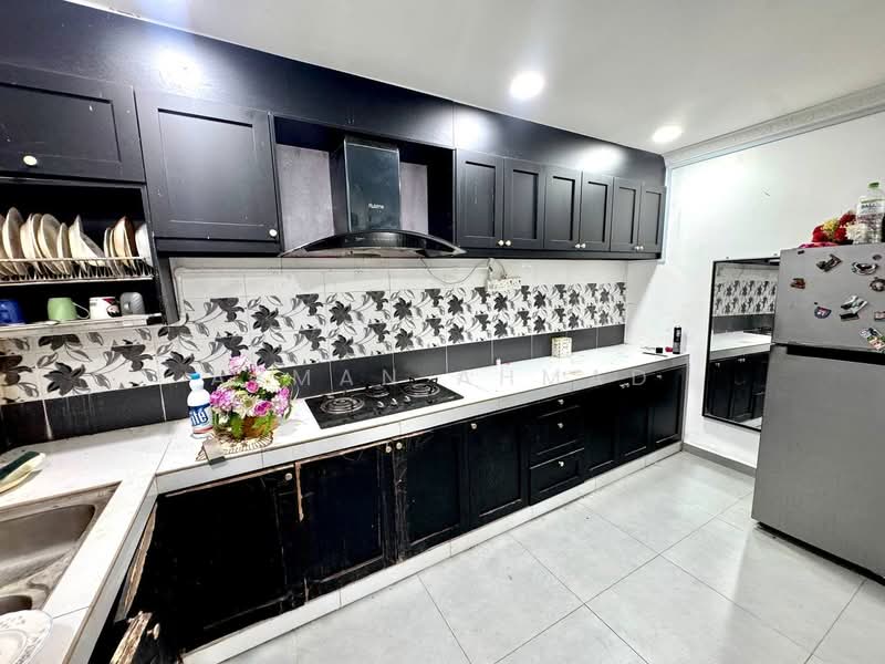 2-storey Terraced House for Sale in Taman Pendamar Indah (Klang) - Azman Ahmad - PropertyGuru.com.my