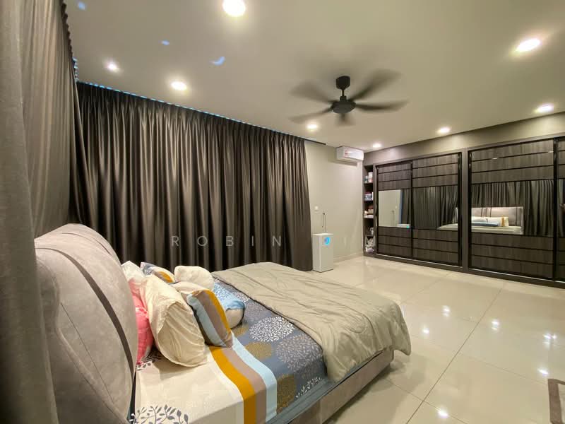 Rumah Berkembar untuk Dijual di Taman Mutiara Rini (Skudai) - Robin Lim - Bedroom - PropertyGuru.com.my