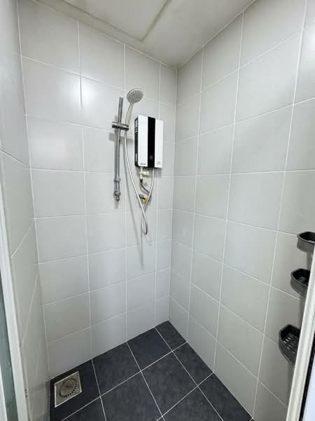 Service Residence for Rent at Cerrado @ Southville City - Ahmad Faiz - Bathroom - PropertyGuru.com.my