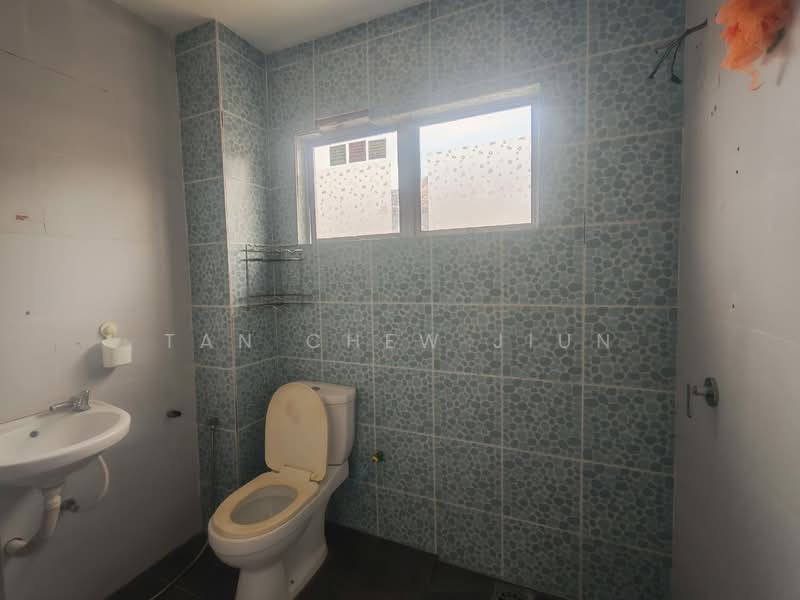 2-storey Terraced House for Sale in Sungai Long (Bandar Sungai Long) - Tan Chew Jiun - Bathroom - PropertyGuru.com.my