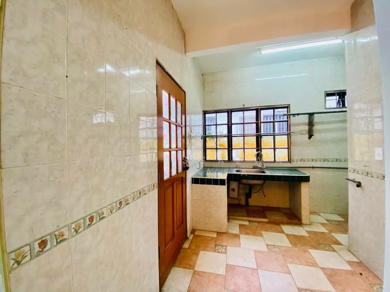 2-storey Terraced House for Sale in Taman Bukit Maluri (Kepong) - Firdaussazwan Mustafa - Kitchen - PropertyGuru.com.my