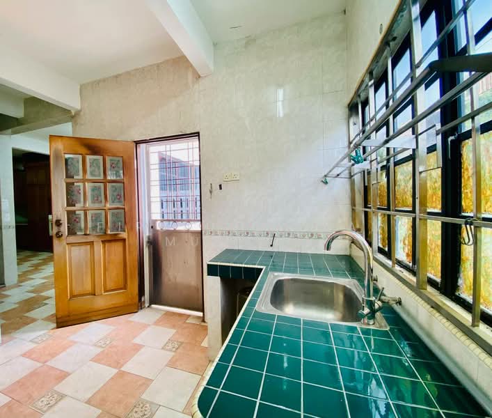 2-storey Terraced House for Sale in Taman Bukit Maluri (Kepong) - Firdaussazwan Mustafa - Kitchen - PropertyGuru.com.my
