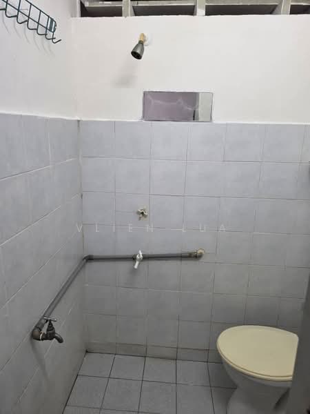 Untuk Disewa - Sri Lanang