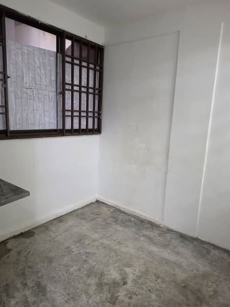 Untuk Disewa - Sri Lanang