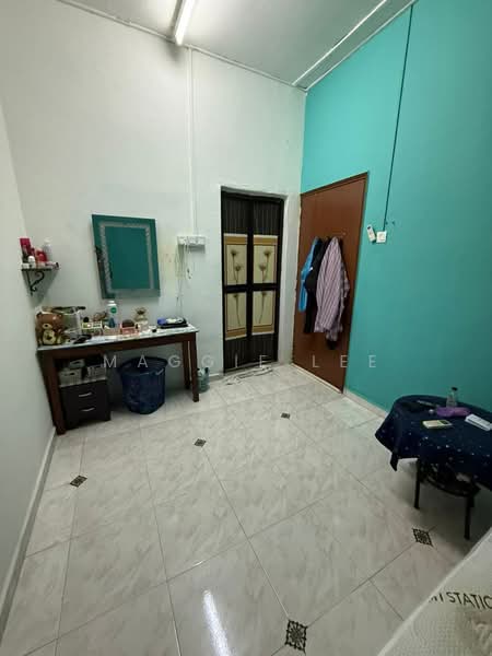 2-storey Terraced House for Sale in Taman Bukit Tiram (Ulu Tiram) - Maggie Lee - Interior - PropertyGuru.com.my