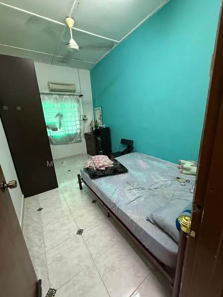 2-storey Terraced House for Sale in Taman Bukit Tiram (Ulu Tiram) - Maggie Lee - Bedroom - PropertyGuru.com.my