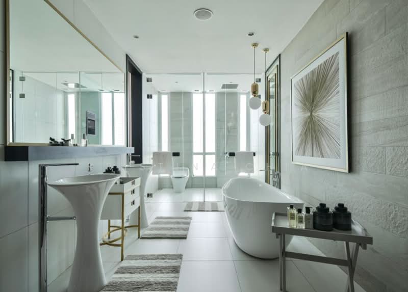 Vila Berkembar untuk Dijual di Mont Kiara (Kuala Lumpur) - Kristina Chia - Bathroom - PropertyGuru.com.my