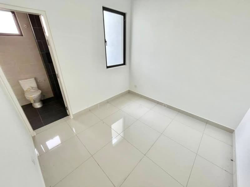 2-storey Terraced House for Sale in Alam Impian (Shah Alam) - Alif Saad - Bathroom - PropertyGuru.com.my