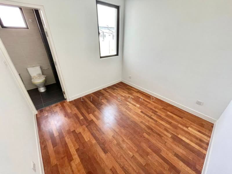 2-storey Terraced House for Sale in Alam Impian (Shah Alam) - Alif Saad - Bathroom - PropertyGuru.com.my