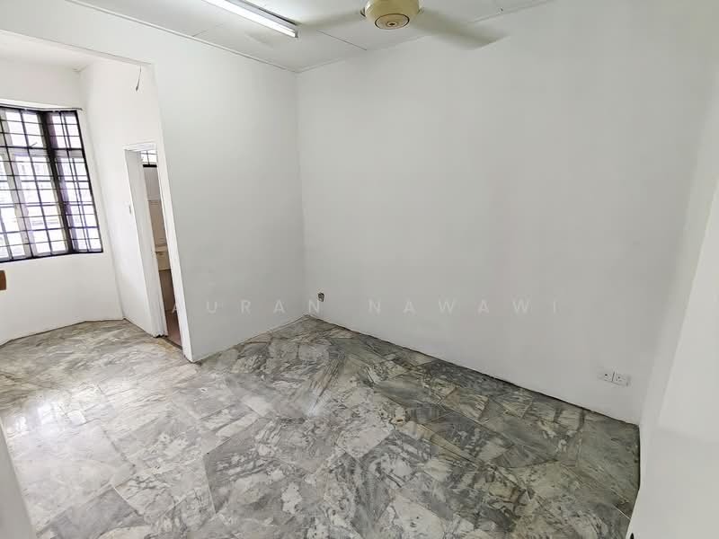 1-storey Terraced House for Sale in Bandar Puncak Alam (Puncak Alam) - Fauran Nawawi - PropertyGuru.com.my