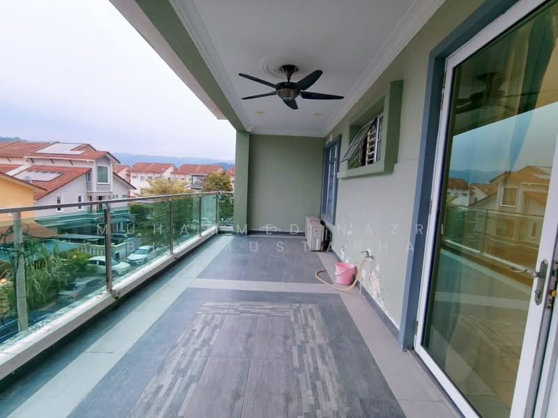 Rumah Teres 2.5 Tingkat untuk Dijual di Ampang (Selangor) - Muhammed Nazri bin Mustapha - Balcony - PropertyGuru.com.my